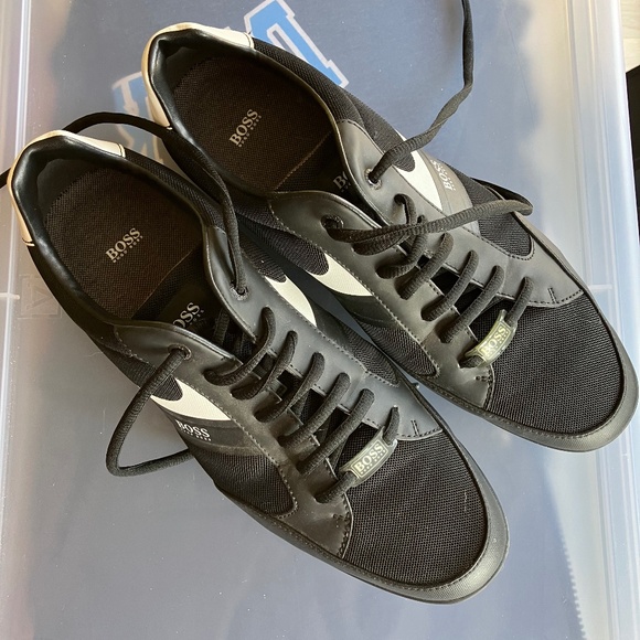 Hugo Boss Sneakers NWOT - Picture 1 of 3